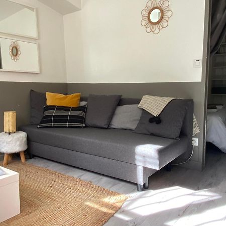Pied à terre en plein coeur de Montmorency Esterno foto